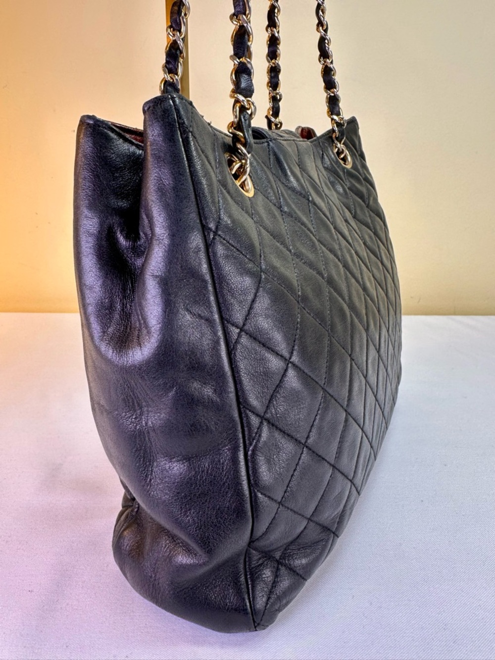 CHANEL CC Lambskin Quilted 24K goldplated HDW shoulder Series #4 1996-1997 COA - Picture 8 of 17